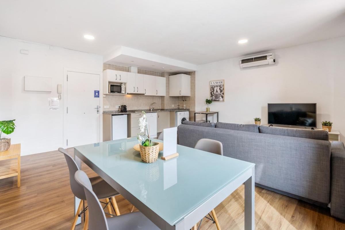 ברצלונה Lodging Apartments Liceu G1 מראה חיצוני תמונה