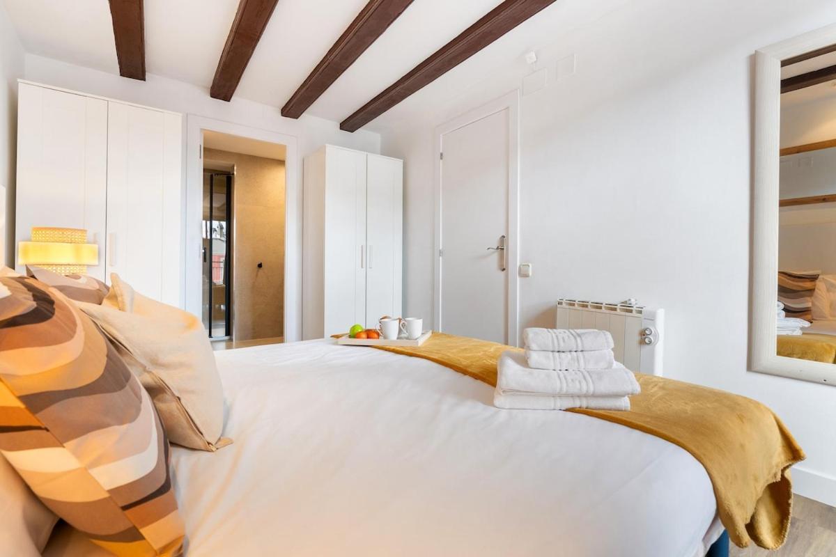 ברצלונה Lodging Apartments Liceu G1 מראה חיצוני תמונה